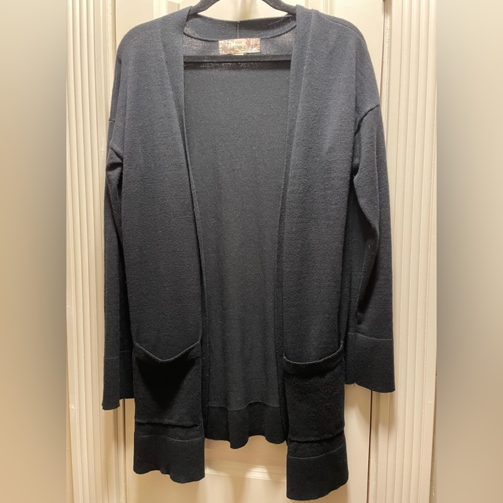 NWOT BLACK SWEATER